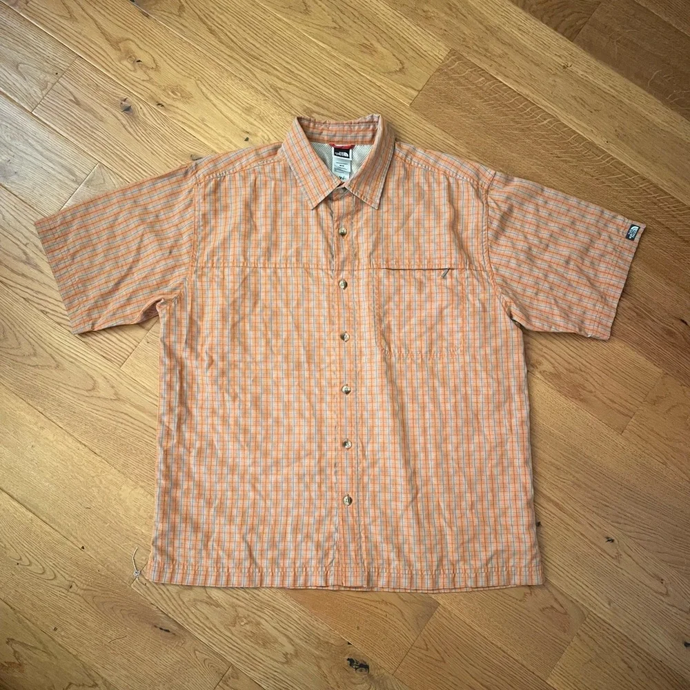 The North Face Men’s Orange Plaid Mesh Vented Hiking Button Down Shirt M